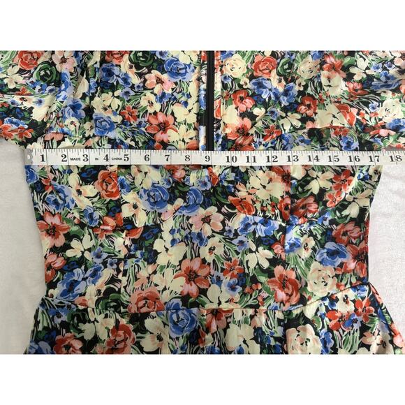 ASOS Design Cupped Satin Tea Romper in Floral Print Size 10 - Picture 13 of 15